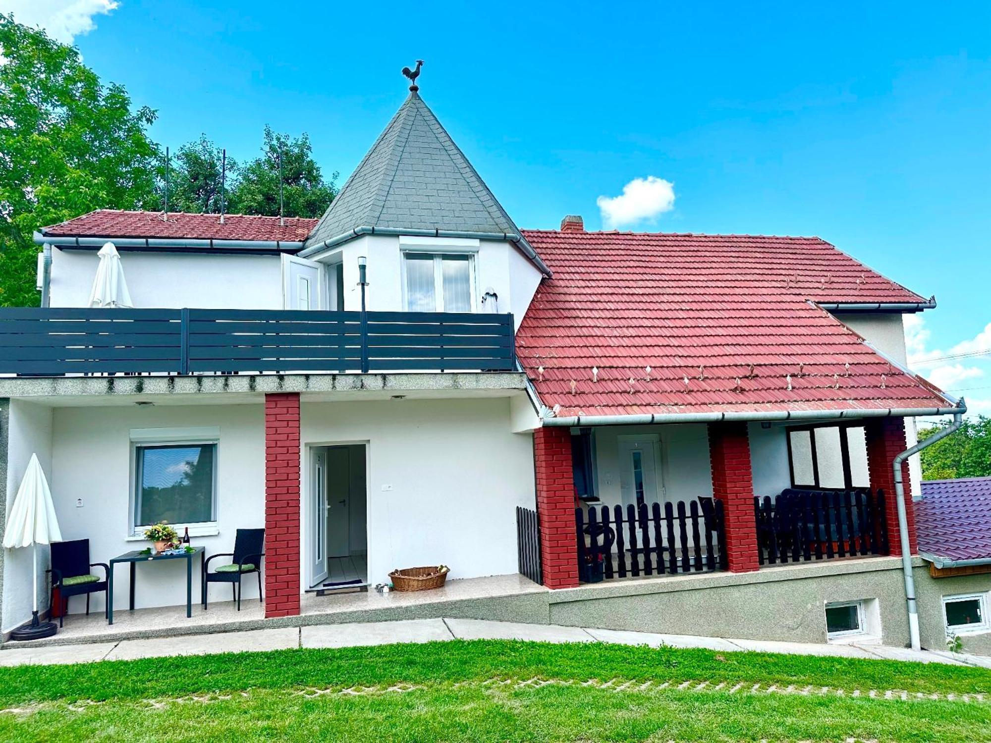 Szent Orban Panzio - Kutyabarat Apartmanok 잘라카로쉬 외부 사진